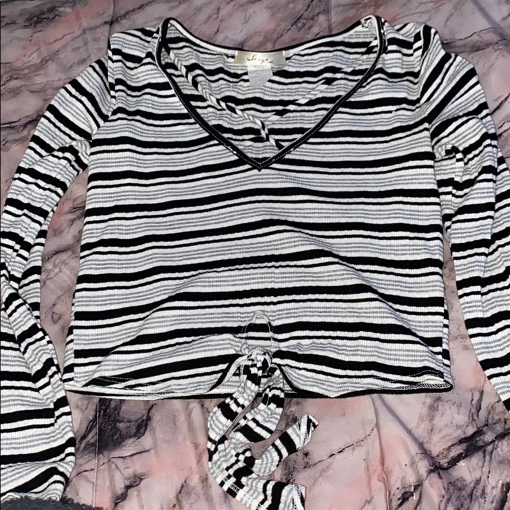 Long sleeve crop top